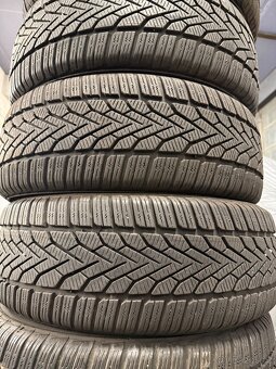 prodám zimní 205/55/16 Semperit - 2