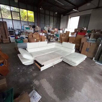 Bílá kožená sedačka do L - 2