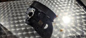ford mondeo mk3 1.8 sci servo čerpadlo - 2