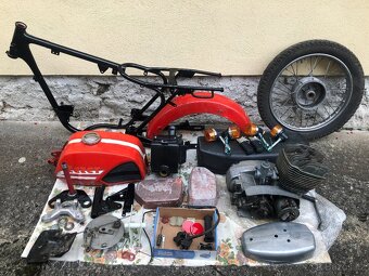 Prodám díly ČZ 175 / 487 477 - 2