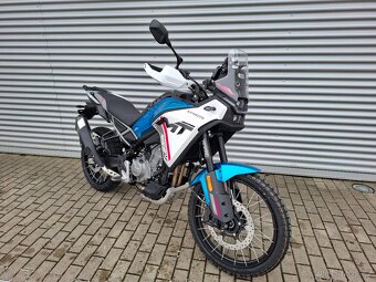 CFMOTO 450MT-R (MODRÁ, WINTER PACK) - 2