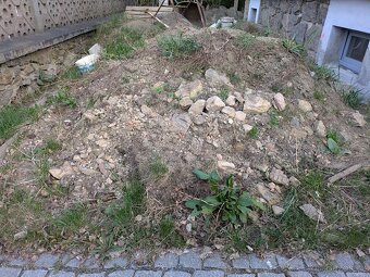 Hlína s kamenim - 2