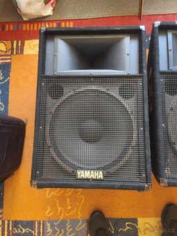 Yamaha S115v - 2