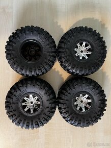 Axial Ripsaw R35 2.2 - 2