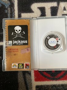 Jackass - The Game (PSP) - 2