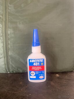 Lepidlo Loctite - 2