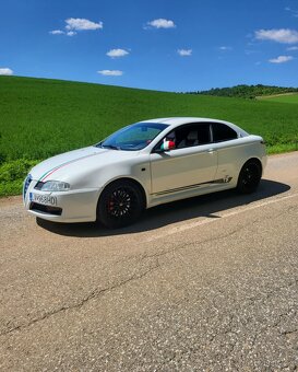 Alfa Romeo GT 3.2 V6 BUSO skvelý Youngtimer - 2