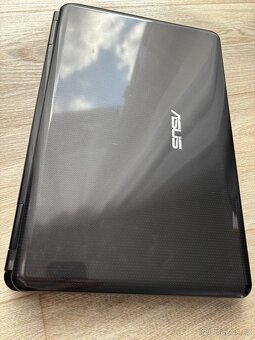 Herní funkční notebook Asus (starší model) - 2