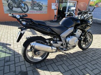 Honda CBF 1000 - 2