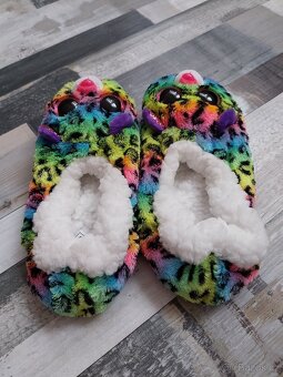 Dětské papuče stélka 20cm NOVÉ vel. cca 32-33 - 2