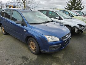 Ford Focus 2 1,6i 74kW ZETEC 2006 - dily z AUT - 2