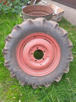 Kola šípáky na traktor - 2