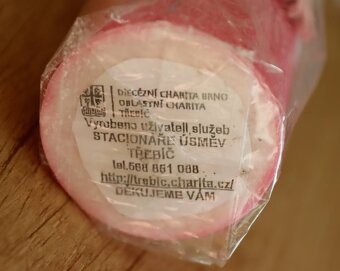 Krásná růžová svíčka, průměr 5 cm - 2