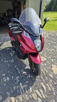 Gilera GP 800 2011 - 2