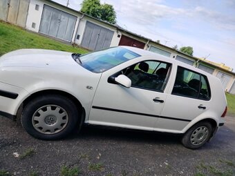 Volkswagen  golf  4   1.6        cen 8 tis - 2