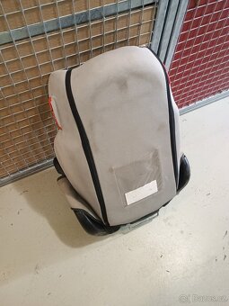 Autosedačka Chicco - 2