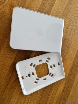 Ubiquiti UniFi 6 In-Wall - POUZITY - 2
