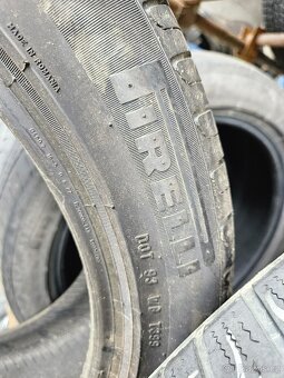 1ks Letní pneu 235/45R18 Pirelli - 2