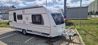 Prodám luxusní rodinný karavan Fendt Bianco Activ 550 KMG - 2