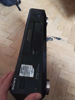 VHS přehrávač SONY - 2