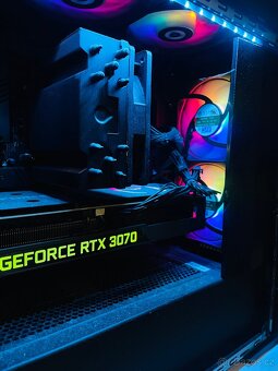 Prodávám tento počítač Lenovo Legion T5 26IOB6 - 2