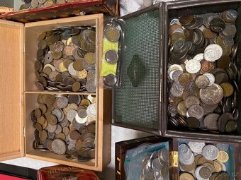 Prodám velkou sbírku starých mincí – různé země, různé roky. - 2