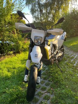 Husqvarna 701 SM - 2