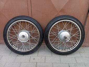 JAWA 555/ 550 KOLA PĚKNÝ CHROM - 2