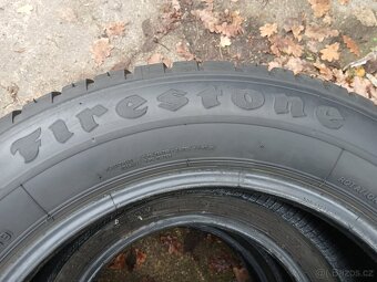 2ks zimní pneu 215/60 r16 - 2