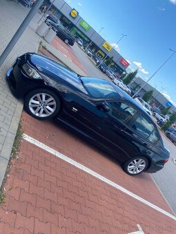 BMW e90 320 x Drive facelift - 2