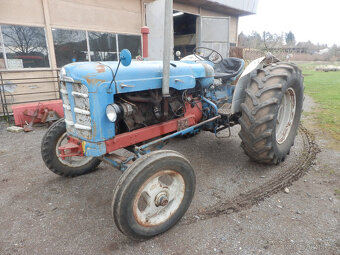 Traktor Fordson - 2