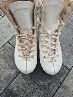 Dětské dívčí brusle, EUR 31, 20cm - 2