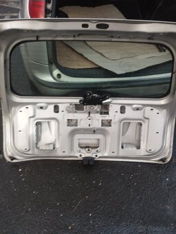 Páté dveře Ford Focus 2 rok.2007 - 2