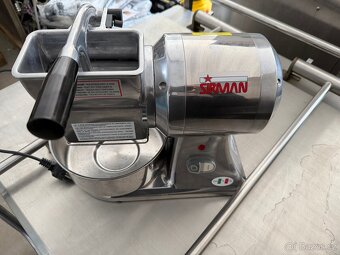 Strouhač sýra Sirman - 2