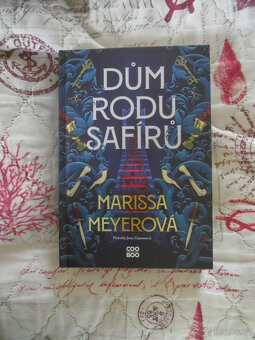 Dům rodu Safírů - Marissa Meyer - 2