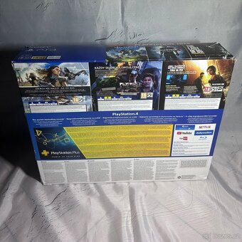 Playstation 4 500GB + ovladač+ hry - 2