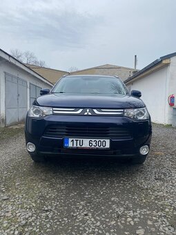 Mitsubishi Outlander 3 2,2 Di-D, 4x4,2014, 7 míst SUV - 2