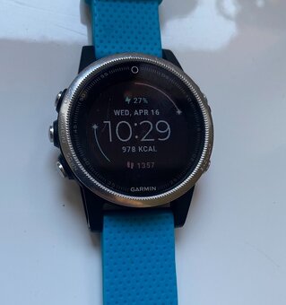 Sportovní chytré hodinky Garmin Fenix 5s - 2