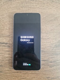 Samsung S22 použitý - 2