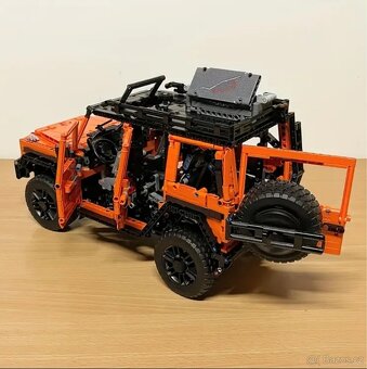 LEGO 42177 Technic Mercedes G-Wagon - 2