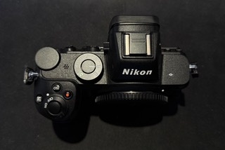 Nikon Z5, roční záruka, 15 000 expozic - 2