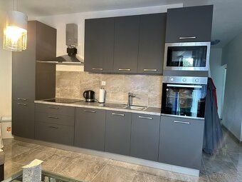 Chorvátsko 3 izbový apartmán 100 m od pláže. - 2