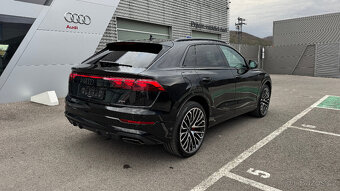 AUDI Q8 3.0TDI 210kW quattro Sline black optik ODPOCET DPH - 2