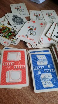 Staré kanastové karty TESLA ,dva balíčky( modré a červené) - 2
