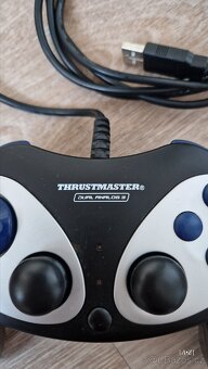 Herní ovladač Thrustmaster - 2