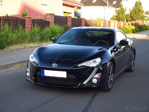 Toyota GT86 2.0 boxer, manuál / navigace (Subaru BRZ) - 2