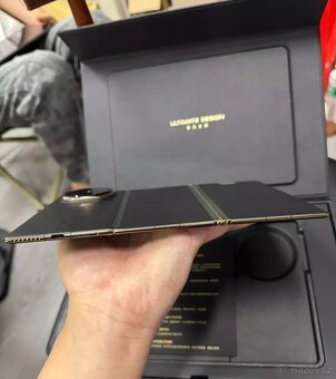 HUAWEI MATE XT - TRI-FOLD SKLÁDACÍ TELEFON A 10" TABLET - 2