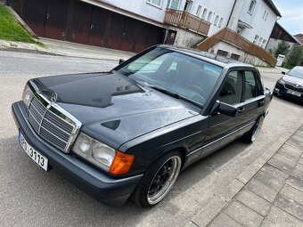 Mercedes w201 190e - 2
