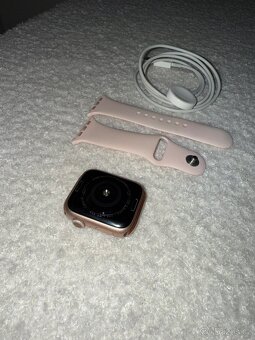 apple watch series5, 44mm rose gold - 2