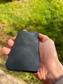 Apple iPhone 14 128GB Midnight (tmavě modrý) 100% baterie - 2